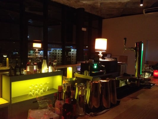 ROOFTOP - TOPO MARTIM MONIZ by null