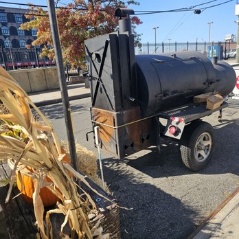 Hometown Bar-B-Que - Barbeque Near Me - Brooklyn, New York