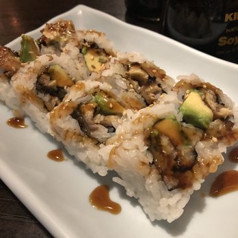 Momo Sushi - Unagi roll - Sushi Bars Near Me - Henderson, Nevada Momo Sushi - Unagi roll - Sushi Bars Near Me - Henderson, Nevada