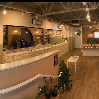 Canntina - Inside - Cannabis Dispensaries Near Me - Vancouver, British Columbia Canntina - Inside - Cannabis Dispensaries Near Me - Vancouver, British Columbia