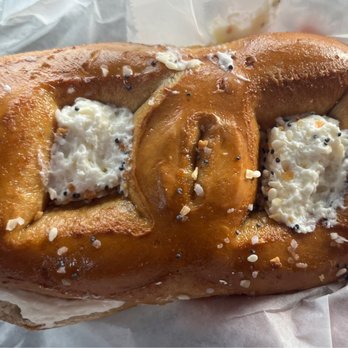 Rowhome Coffee - Everything Pretzel w/ Cream Cheese - Coffee & Tea Near Me - Philadelphia, Pennsylvania Rowhome Coffee - Everything Pretzel w/ Cream Cheese - Coffee & Tea Near Me - Philadelphia, Pennsylvania