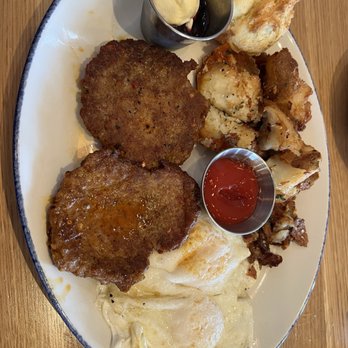 Tupelo Honey Southern Kitchen & Bar - Breakfast platter w chorizo sausage - New American Near Me - Irving, Texas