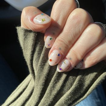 Blossom Nails Lounge - Acrylic with art - Nail Salons Near Me - Oakland, California