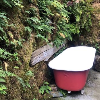 The Front Porch Inn - One of the outdoor antique bathtubs - Resorts Near Me - Arcata, California The Front Porch Inn - One of the outdoor antique bathtubs - Resorts Near Me - Arcata, California