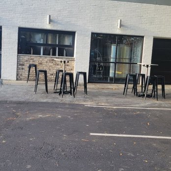 Contrast Artisan Ales - Brewpubs Near Me - Chamblee, Georgia