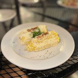 La Mexicana - Elote Preparado