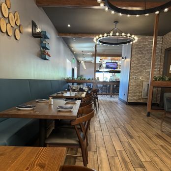 TWO60 Kitchen + Bar - Front lobby dining area and side of bar - New American Near Me - Fairfield, California