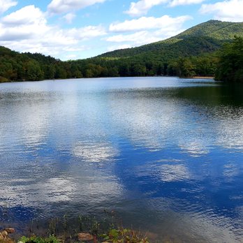 Douthat State Park - Lake - Parks Near Me - Millboro, Virginia