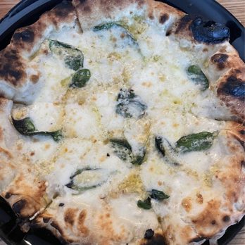 Sei Pizza Bar - Bianca Pizza - Pizza Near Me - Los Angeles, California