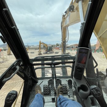 Dig This - Inside the excavator - Amusement Parks Near Me - Las Vegas, Nevada