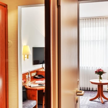 Columbus - Doppelzimmer - Hotels Near Me - Seligenstadt, HE