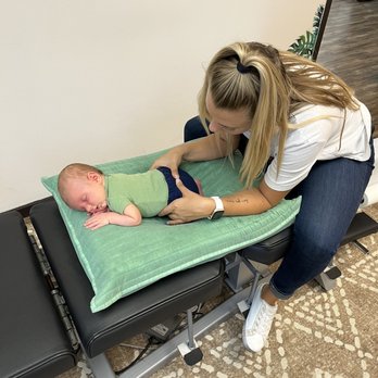 Momma's Chiro - Chiropractors Near Me - Huntington Beach, California Momma's Chiro - Chiropractors Near Me - Huntington Beach, California