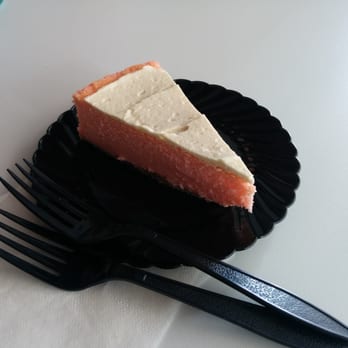 Cake Envy - Pink velvet cake - Patisserie/Cake Shop Near Me Cake Envy - Pink velvet cake - Patisserie/Cake Shop Near Me