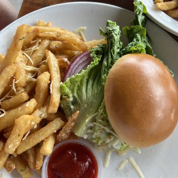 Restaurant 604 - Hamburger no patty for vegetarian - Breakfast & Brunch Near Me - Honolulu, Hawaii