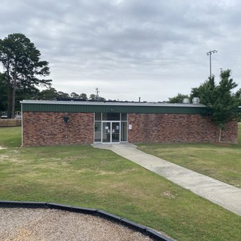 Trenholm Park - Pool building - Playgrounds Near Me - Columbia, South Carolina Trenholm Park - Pool building - Playgrounds Near Me - Columbia, South Carolina