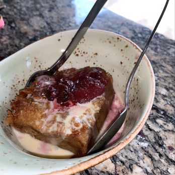 Lucille's - bread pudding - New American Near Me - Houston, Texas