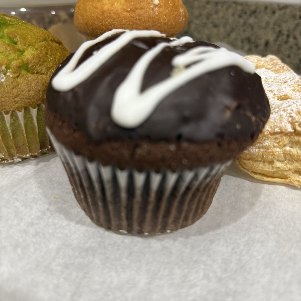 Champis Bakery - Devil dog muffin - Bakeries Near Me - Avondale, Arizona