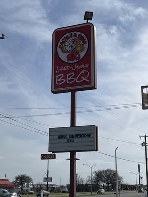 Cackle & Oink BBQ by null