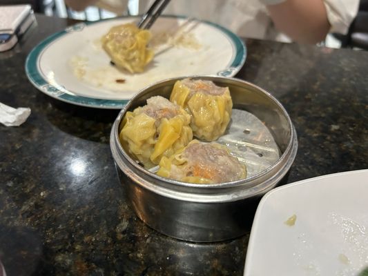 Ming’s Bistro by null