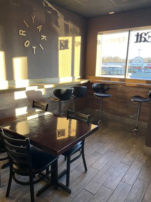 Uma Uma Ramen by null