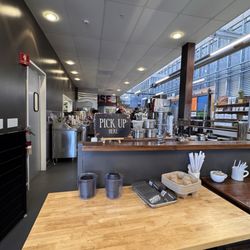 Chromatic Coffee - Inside