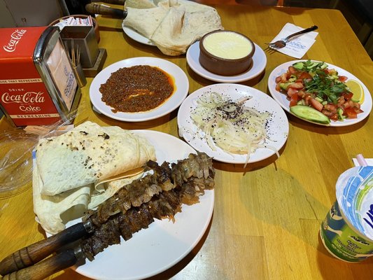 Şehzade Cağ Kebap by null