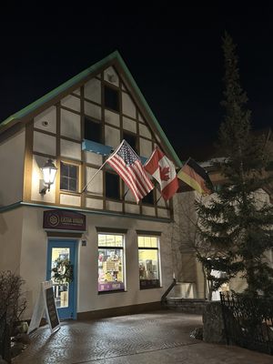 Frankenmuth River Place Shops by null