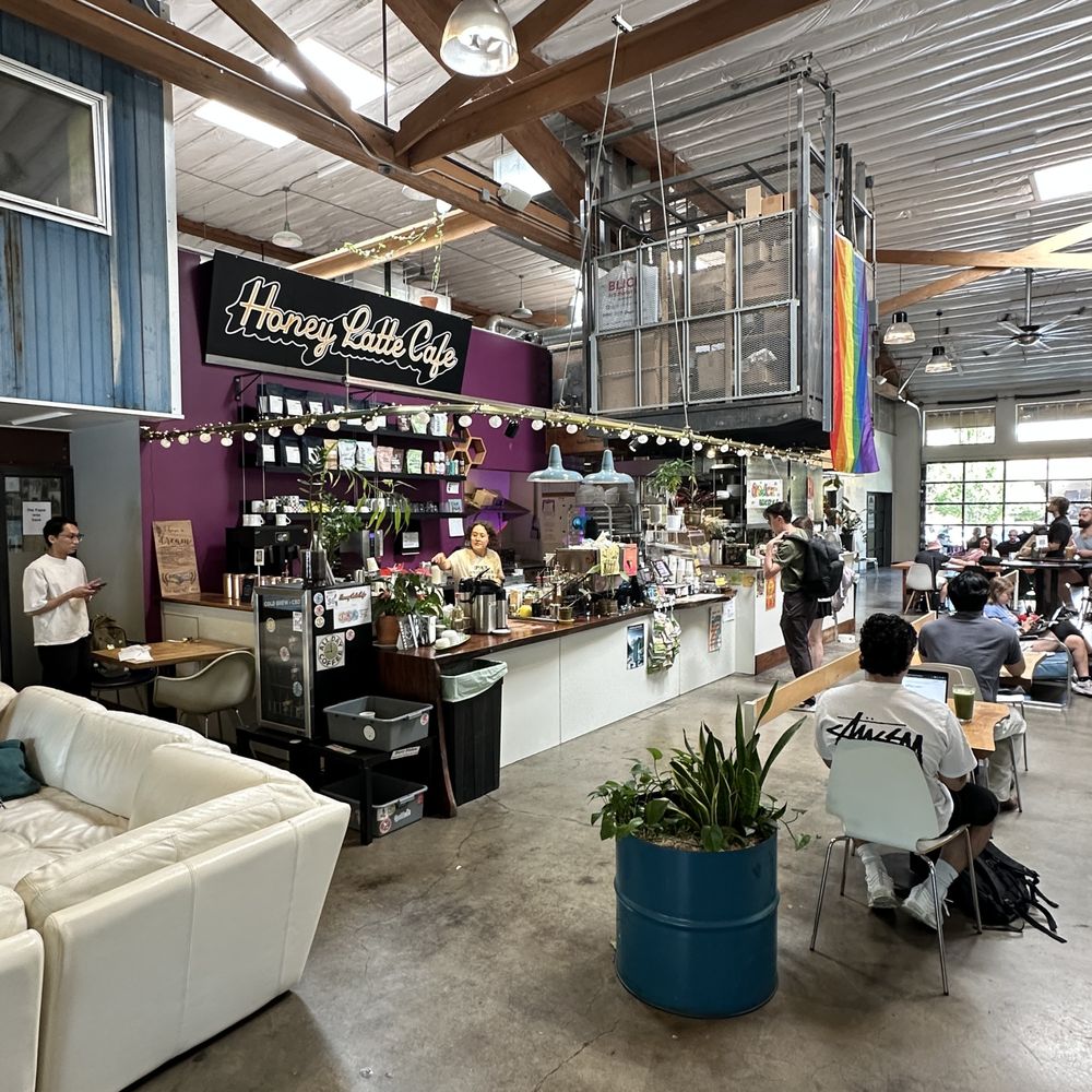 Honey Latte Cafe - Interior - Coffee & Tea Near Me - Portland, Oregon
