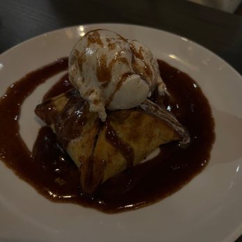 Bella - Apple pie & ice cream - Italian Near Me - Maryville, Tennessee Bella - Apple pie & ice cream - Italian Near Me - Maryville, Tennessee