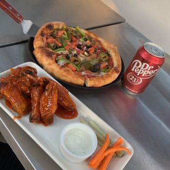 Bambino's Pizza - Personal pizza and Buffalo wings - Pizza Near Me - Los Angeles, California Bambino's Pizza - Personal pizza and Buffalo wings - Pizza Near Me - Los Angeles, California