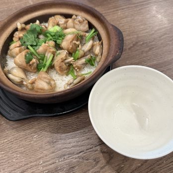 Fong Kee Clay Pot - C13. Frog Legs Rice Casserole - Cantonese Near Me - Union City, California Fong Kee Clay Pot - C13. Frog Legs Rice Casserole - Cantonese Near Me - Union City, California