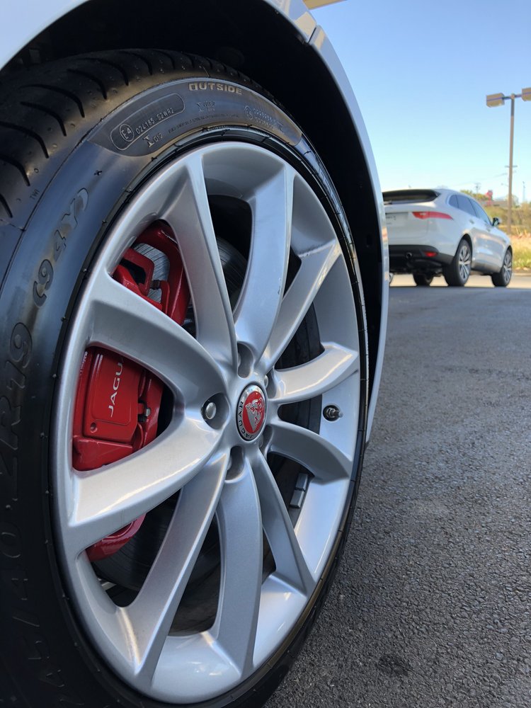 JAGUAR LAND ROVER CHARLESTON 5 Dudley Farms Ln, Charleston, West