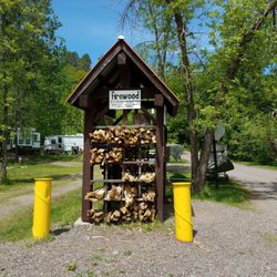 Fon du Lac Campground - Firewood available.