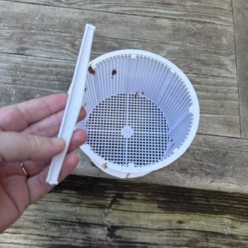 Lindsey's - First day I purchased the basket the handle broke off. I let it slide but should have known it was poor quality right away. - Hot Tub & Pool Near Me - Bryant, Arkansas