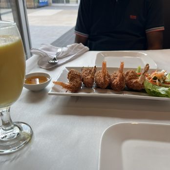 Twin Fish - Coconut shrimp, mango milkshake - Thai Near Me - Mississauga, Ontario Twin Fish - Coconut shrimp, mango milkshake - Thai Near Me - Mississauga, Ontario