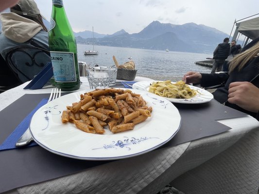 Caffe Varenna by null