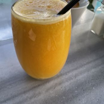ATTITUDE CAFE - FRESHLY SQUEEZED ORANGE JUICE - Breakfast & Brunch Near Me - Los Angeles, California