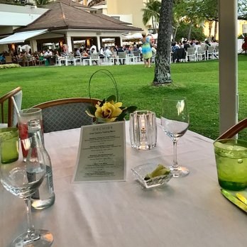 Orchids - Table 8 - looking over the House Without a Key. - Breakfast & Brunch Near Me - Honolulu, Hawaii