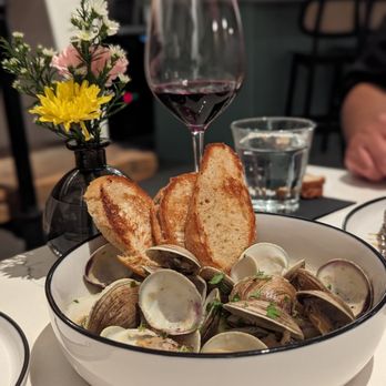 Central Bodega - Clams French style - Wine Bars Near Me - Albuquerque, New Mexico
