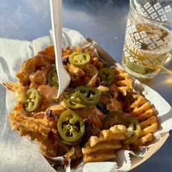 Nomadic Jack’s - Loaded fries