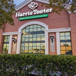 Harris Teeter - Outside. Storefront.