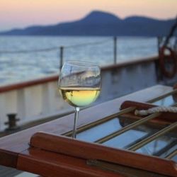 Washington Wine Cruises - Sunset wine