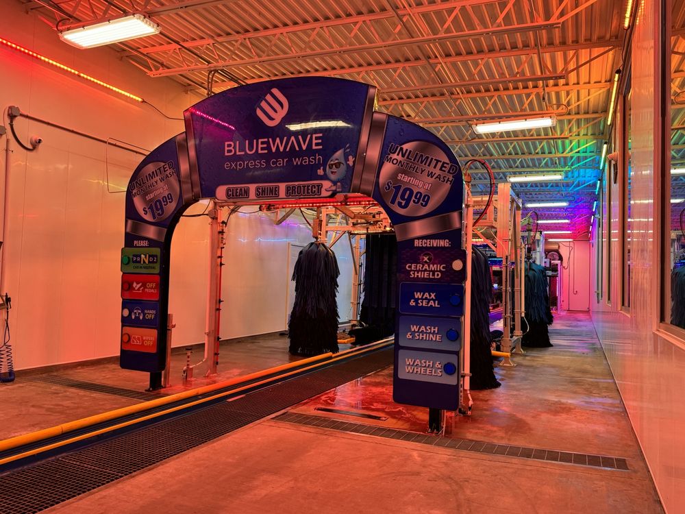 BLUEWAVE EXPRESS CAR WASH Updated September 2024 72 Photos & 95