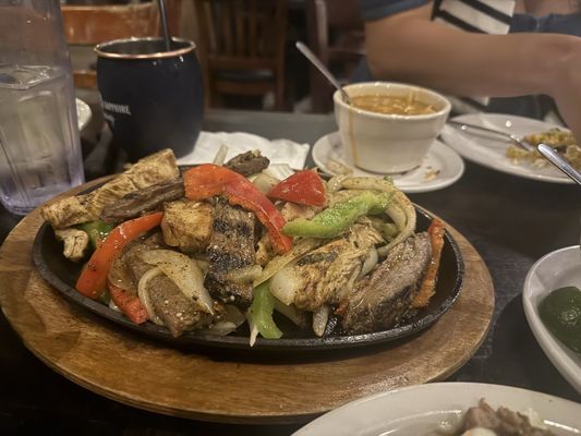 Dos Arroyos Comida Casera by null