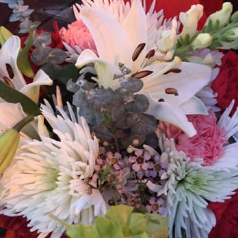 Lucky - Valentine's Day flowers for my girls mom. - Grocery Near Me - San Jose, California Lucky - Valentine's Day flowers for my girls mom. - Grocery Near Me - San Jose, California