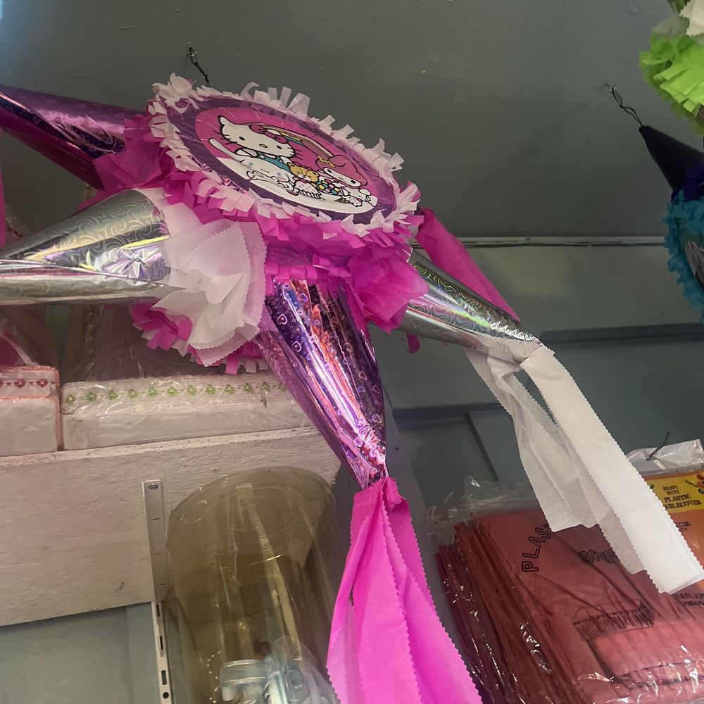 Boom Boom Balloons - Balloon Services Near Me - Portland, Oregon Boom Boom Balloons - Balloon Services Near Me - Portland, Oregon