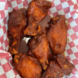 chicken wings in a basket