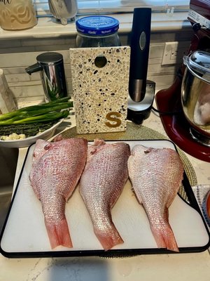 Pete's Fish Market by null