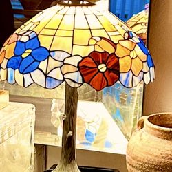 2nd Chance Furniture and Lighting