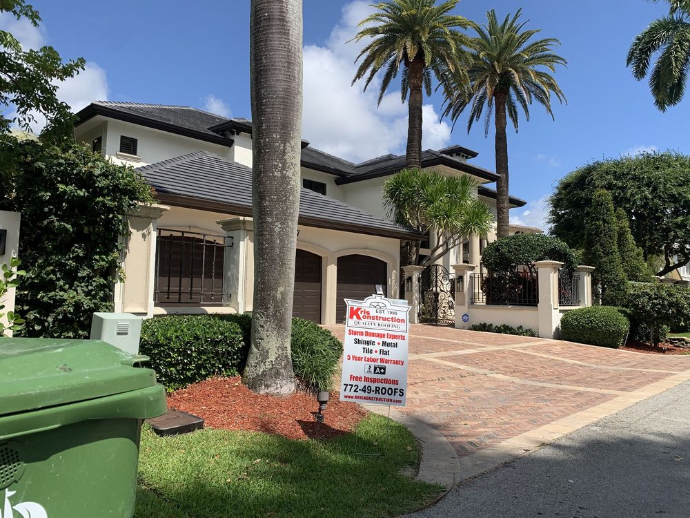 Slide of Kris Konstruction